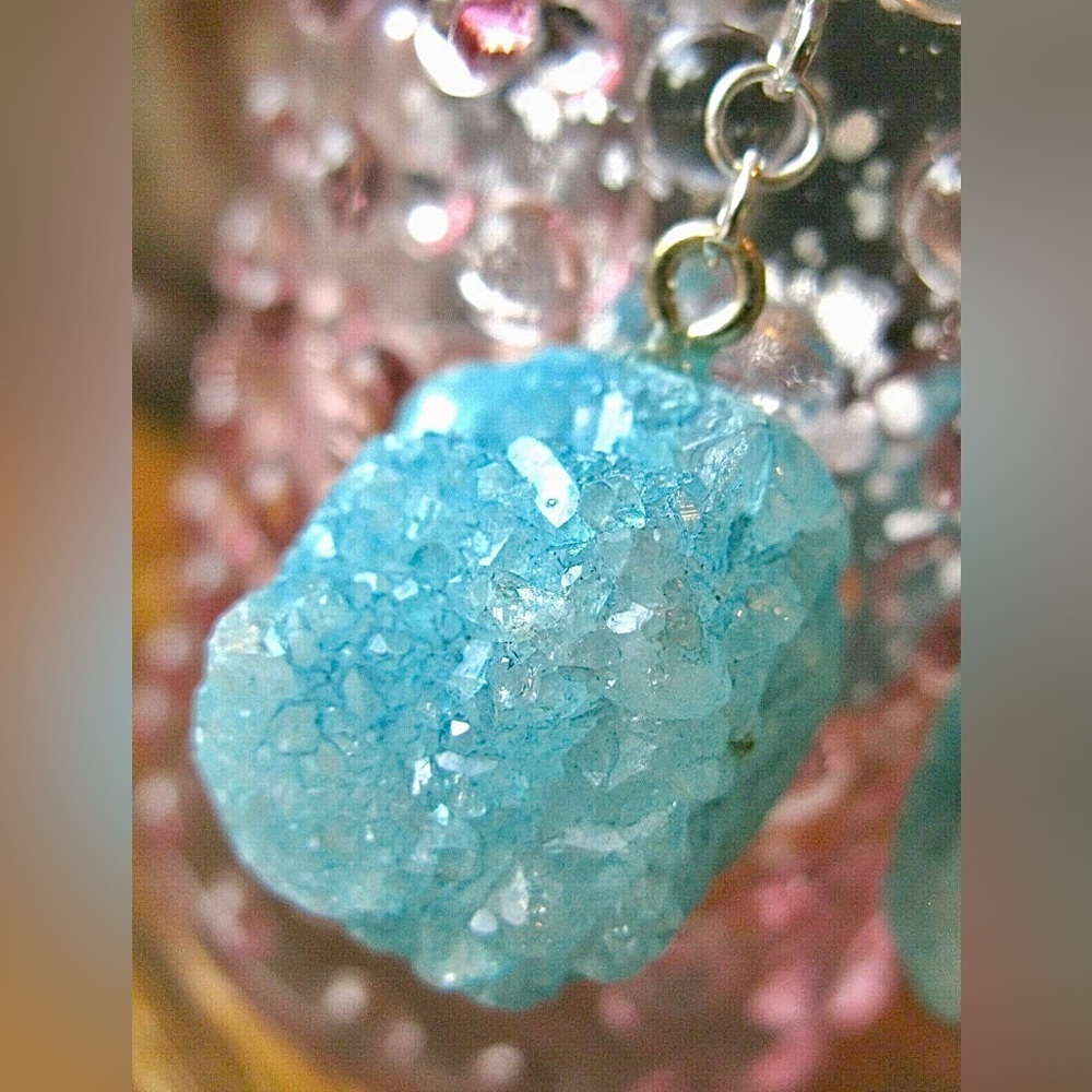 New Mini Natural Aqua Blue Druzy Crystal Geode Silver Dangle Earrings - Picture 3 of 6